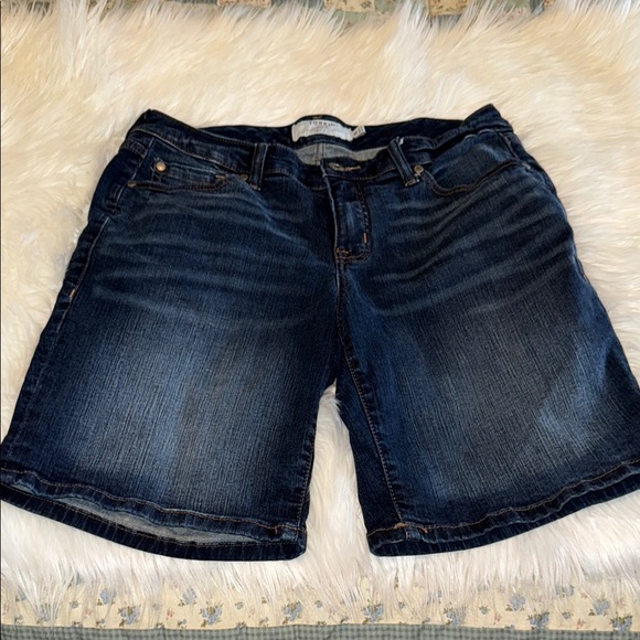 Torrid Blue Jean Shorts with Subtle Fading - Picture 1 of 6